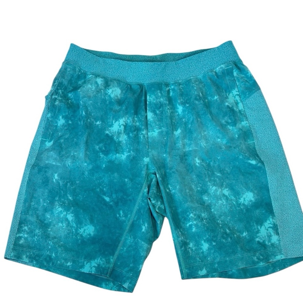 Lululemon Men’s Athletic shorts - Picture 3 of 13